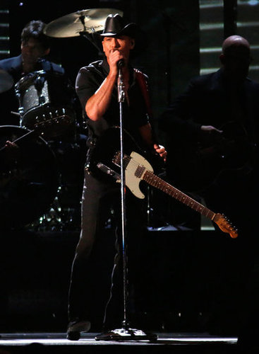 Miranda and Blake Win Big at the Star-Studded CMA Awards Miranda and Blake Win Big at the Star-Studded CMA Awards