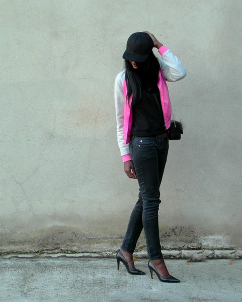 http://stylesbyassitan.blogspot.fr/2012/11/teddy-rose-baseball-cap.html