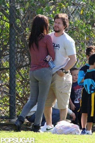 Mark Wahlberg and his wife, Rhea Durham, chatted during the game.
Mark Wahlberg and his wife, Rhea Durham, chatted during the game.
