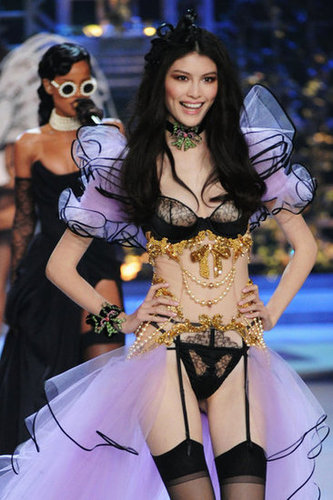 Revisit the 2012 Victoria's Secret Fashion Show! Revisit the 2012 Victoria's Secret Fashion Show!