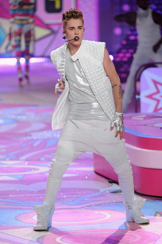 Revisit the 2012 Victoria's Secret Fashion Show! Revisit the 2012 Victoria's Secret Fashion Show!