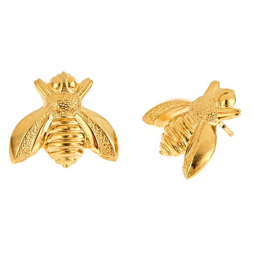 Tiny gold studs are the way to my heart, and these Emily Elizabeth Bee Stud Earrings ($30) give a nod to my nickname, B.
— Britt Stephens, assistant editor
Tiny gold studs are the way to my heart, and these Emily Elizabeth Bee Stud Earrings ($30) give a nod to my nickname, B.
— Britt Stephens, assistant editor