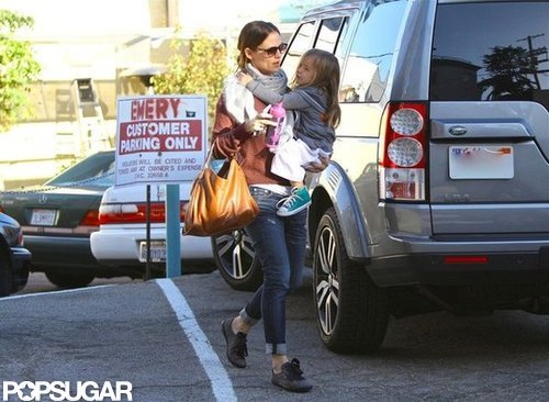 Jennifer Garner and Seraphina Affleck went to a karate class.
Jennifer Garner and Seraphina Affleck went to a karate class.