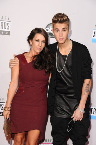 Justin Bieber posed with his mom Pattie Mallette at the American Music Awards.
Justin Bieber posed with his mom Pattie Mallette at the American Music Awards.