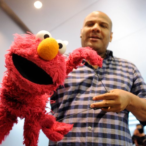 Elmo Puppeteer Kevin Clash Accused of Relationship With Teen
