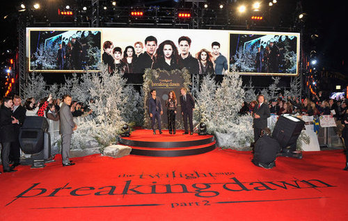 Breaking Dawn Part 2 is #1 — See All the Photos From Twilight's Final Press Tour! Breaking Dawn Part 2 is #1 — See All the Photos From Twilight's Final Press Tour!