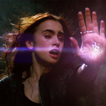 The Mortal Instruments: City of Bones Trailer