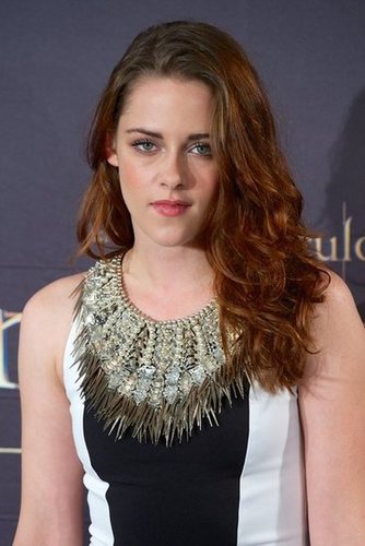 Breaking Dawn Part 2 is #1 — See All the Photos From Twilight's Final Press Tour! Breaking Dawn Part 2 is #1 — See All the Photos From Twilight's Final Press Tour!