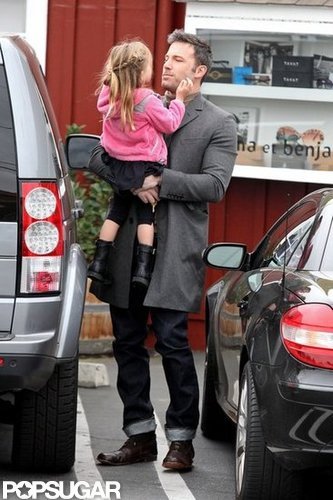 Seraphina Affleck put her arms around her dad, Ben Affleck.
Seraphina Affleck put her arms around her dad, Ben Affleck.