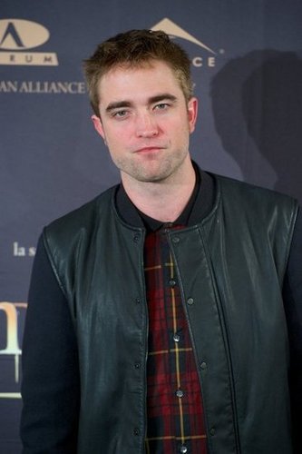 Breaking Dawn Part 2 is #1 — See All the Photos From Twilight's Final Press Tour! Breaking Dawn Part 2 is #1 — See All the Photos From Twilight's Final Press Tour!