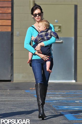 January Jones Steps Out With Xander and New Brunette Locks January Jones Steps Out With Xander and New Brunette Locks