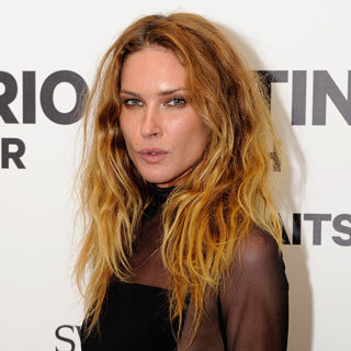 How to Get Healthy, Natural Hair Like Erin Wasson