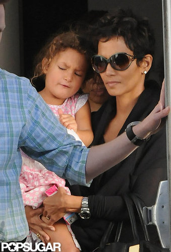Nahla Aubry was in the arms of her mom Halle Berry for the Yo Gabba Gabba show in LA.
Nahla Aubry was in the arms of her mom Halle Berry for the Yo Gabba Gabba show in LA.