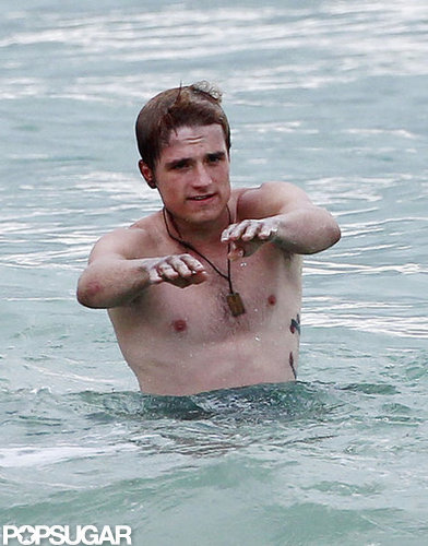 Josh Hutcherson showed off his swimming skills in Hawaii.
Josh Hutcherson showed off his swimming skills in Hawaii.