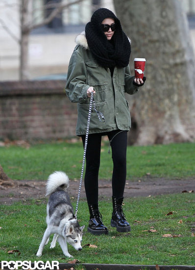 Miley Cyrus Brings Her Pup Floyd Along For a Philly Starbucks Run Miley Cyrus Brings Her Pup Floyd Along For a Philly Starbucks Run
