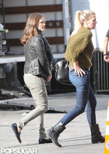 Jennifer Garner donned a leather jacket in LA.
Jennifer Garner donned a leather jacket in LA.