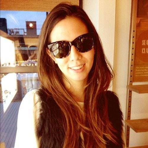 Associate Editor Marisa tried on a sleek pair of TOMS shades.
Associate Editor Marisa tried on a sleek pair of TOMS shades.