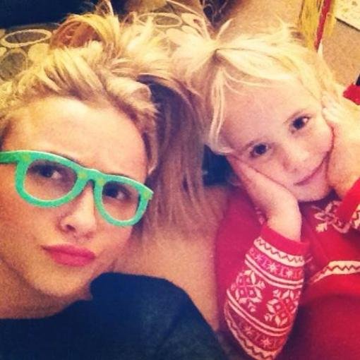 Hayden Panettiere played with her goddaughter on Christmas Day.
Source: Twitter user haydenpanettier
Hayden Panettiere played with her goddaughter on Christmas Day.
Source: Twitter user haydenpanettier