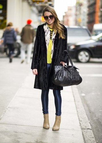 A little yellow goes a long way with this sunny Winter style.
Source: Adam Katz Sinding
A little yellow goes a long way with this sunny Winter style.
Source: Adam Katz Sinding
