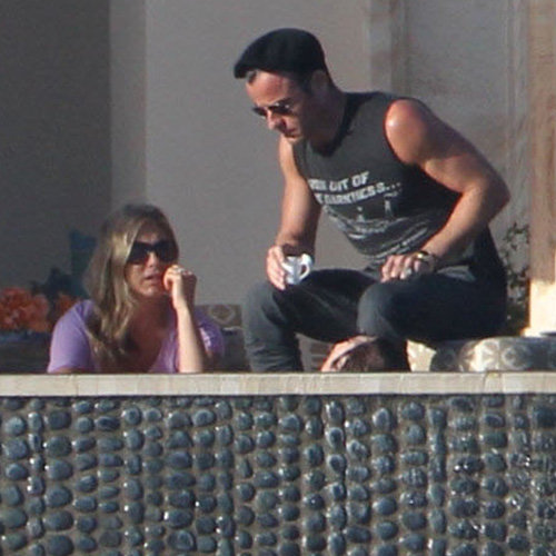 Jennifer Aniston and Justin Theroux in Cabo | Pictures