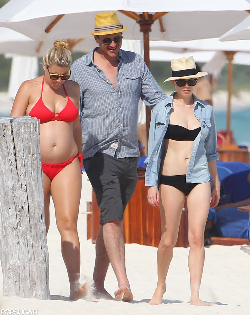 Michelle Williams and Jason Segel were joined by Michelle's pregnant friend Busy Philipps.
Michelle Williams and Jason Segel were joined by Michelle's pregnant friend Busy Philipps.