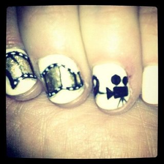 Zooey Deschanel Golden Globes Nail Art 2013