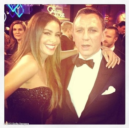 Sofia Vergara snagged a second with Daniel Craig at the Golden Globes.
Source: Twitter user SofiaVergara
Sofia Vergara snagged a second with Daniel Craig at the Golden Globes.
Source: Twitter user SofiaVergara
