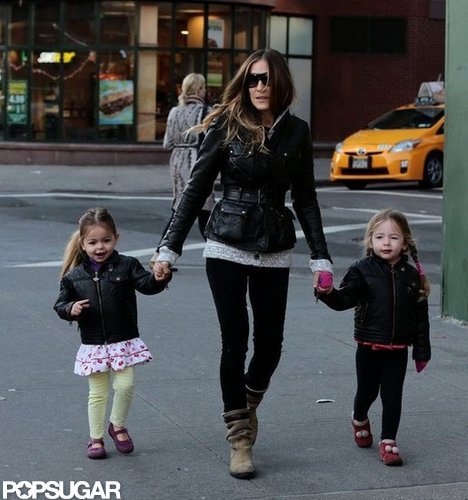 SJP Takes James Wilkie and Her Twins For a Stylish NYC Walk SJP Takes James Wilkie and Her Twins For a Stylish NYC Walk