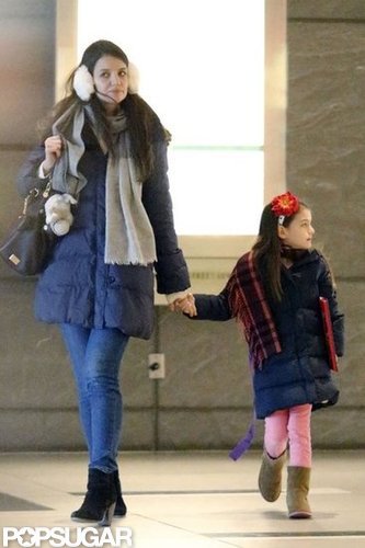 Suri Cruise and Katie Holmes went out around NYC.
Suri Cruise and Katie Holmes went out around NYC.
