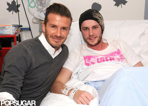 David Beckham visited a cancer patient in England.
David Beckham visited a cancer patient in England.