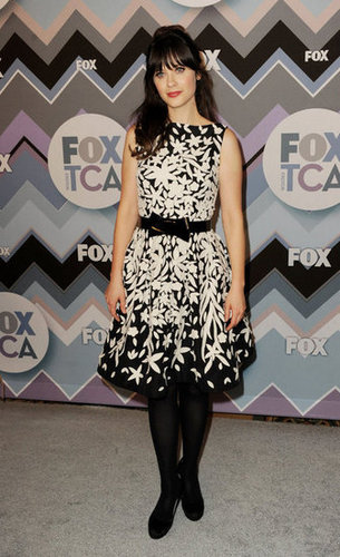 For Fox's All-Star Party, Zooey chose a black-and-white printed Naeem Khan number, which she then paired with a sweet bow-tie belt, black tights, and black pumps.
For Fox's All-Star Party, Zooey chose a black-and-white printed Naeem Khan number, which she then paired with a sweet bow-tie belt, black tights, and black pumps.