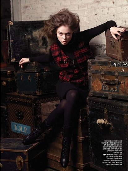 Harper's Bazaar Korea August 2008