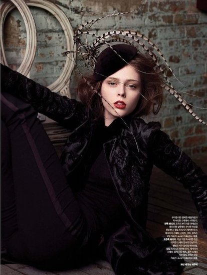 Harper's Bazaar Korea August 2008