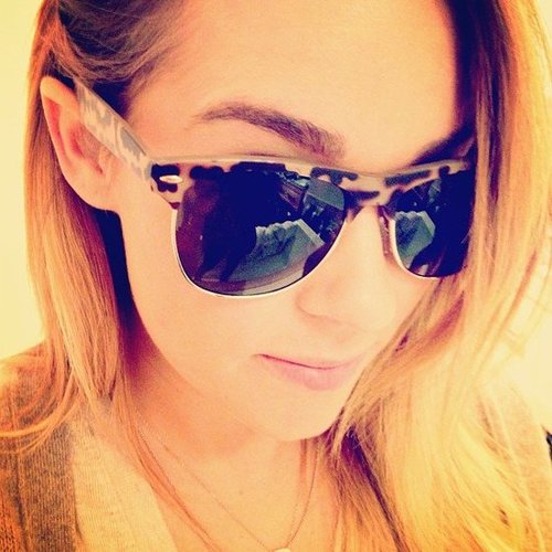 Lauren Conrad showed off her new LC Lauren Conrad shades.
Source: Instagram user laurenconrad
Lauren Conrad showed off her new LC Lauren Conrad shades.
Source: Instagram user laurenconrad