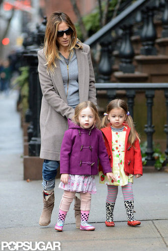 SJP Takes Her Twins For a Spring Stroll in the City SJP Takes Her Twins For a Spring Stroll in the City