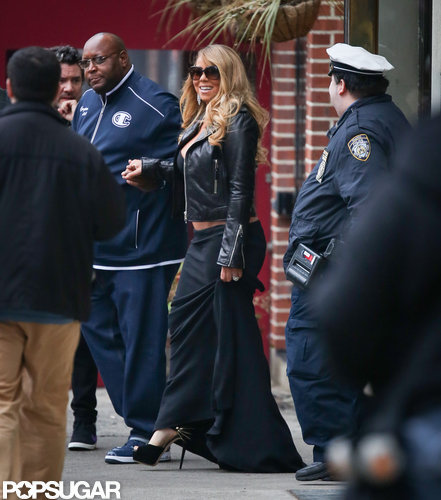 Mariah Carey Bares Her Midriff in Chilly NYC Mariah Carey Bares Her Midriff in Chilly NYC