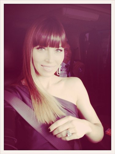 Jessica Biel snapped a photo of her look in the limo before the Grammys.
Source: Twitter user JessicaBiel
Jessica Biel snapped a photo of her look in the limo before the Grammys.
Source: Twitter user JessicaBiel