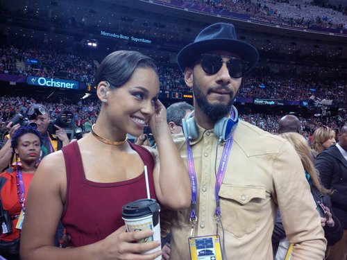 Alicia Keys and Swizz Beatz celebrated together at the Super Bowl.
Source: Twitter user aliciakeys
Alicia Keys and Swizz Beatz celebrated together at the Super Bowl.
Source: Twitter user aliciakeys