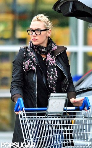 Kate Winslet Debuts Her Gold Wedding Ring Kate Winslet Debuts Her Gold Wedding Ring
