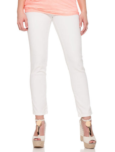 Just because you're expecting doesn't mean you can't add a pair of crisp white jeans to your wardrobe. Jessica Simpson's Secret Fit Belly Ringspun Denim 5 Pocket Maternity Crop Jeans in white ($59) are a sure sign that Spring is here.
Just because you're expecting doesn't mean you can't add a pair of crisp white jeans to your wardrobe. Jessica Simpson's Secret Fit Belly Ringspun Denim 5 Pocket Maternity Crop Jeans in white ($59) are a sure sign that Spring is here.