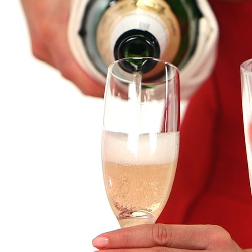 How to Open a Bottle of Champagne
