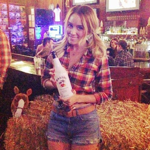 Lauren Conrad celebrated her birthday with a Western-themed party.
Source: Twitter user LaurenConrad
Lauren Conrad celebrated her birthday with a Western-themed party.
Source: Twitter user LaurenConrad