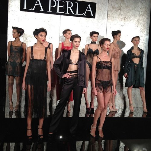 What a better way to get us into the Valentine's Day mood than with the La Perla offering for Fall 2013?
What a better way to get us into the Valentine's Day mood than with the La Perla offering for Fall 2013?