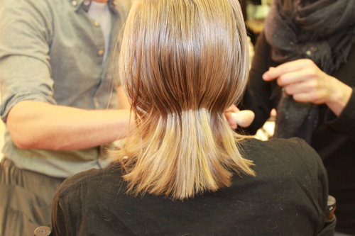 And for the girls with shorter hair, he pinched the hair at the nape of the neck for added edge.
And for the girls with shorter hair, he pinched the hair at the nape of the neck for added edge.