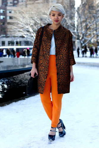 A skilled mix of statement pants and a high-impact coat that complemented and didn't compete.
A skilled mix of statement pants and a high-impact coat that complemented and didn't compete.