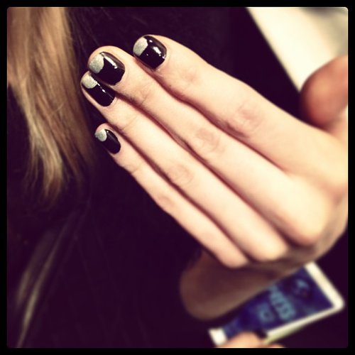 And we're over the moon for this Maybelline manicure for Mara Hoffman.
And we're over the moon for this Maybelline manicure for Mara Hoffman.