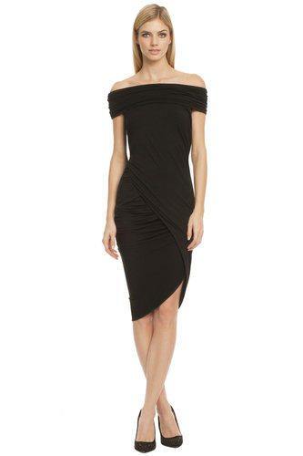 For something flirty, choose Donna Karan's Piano Key dress. It retails for $1,995 but you can rent it for just $275.
For something flirty, choose Donna Karan's Piano Key dress. It retails for $1,995 but you can rent it for just $275.