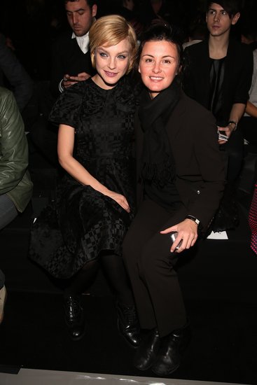 Jessica Stam went monochrome at the Marc by Marc Jacobs show with a friend in the front row.
Jessica Stam went monochrome at the Marc by Marc Jacobs show with a friend in the front row.