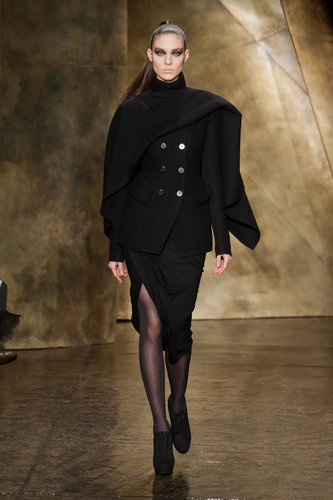 Donna Karan Fall 2013
Donna Karan Fall 2013