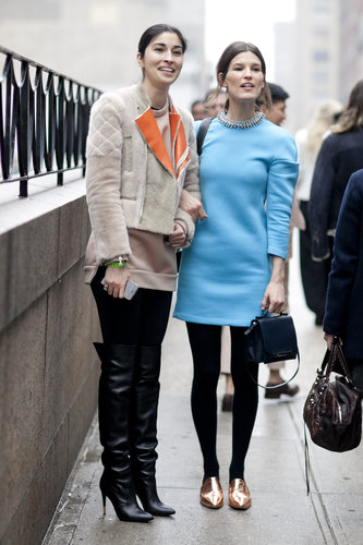 Caroline Issa and Hanneli were on the same page as far as pops of cool hues go.
Caroline Issa and Hanneli were on the same page as far as pops of cool hues go.